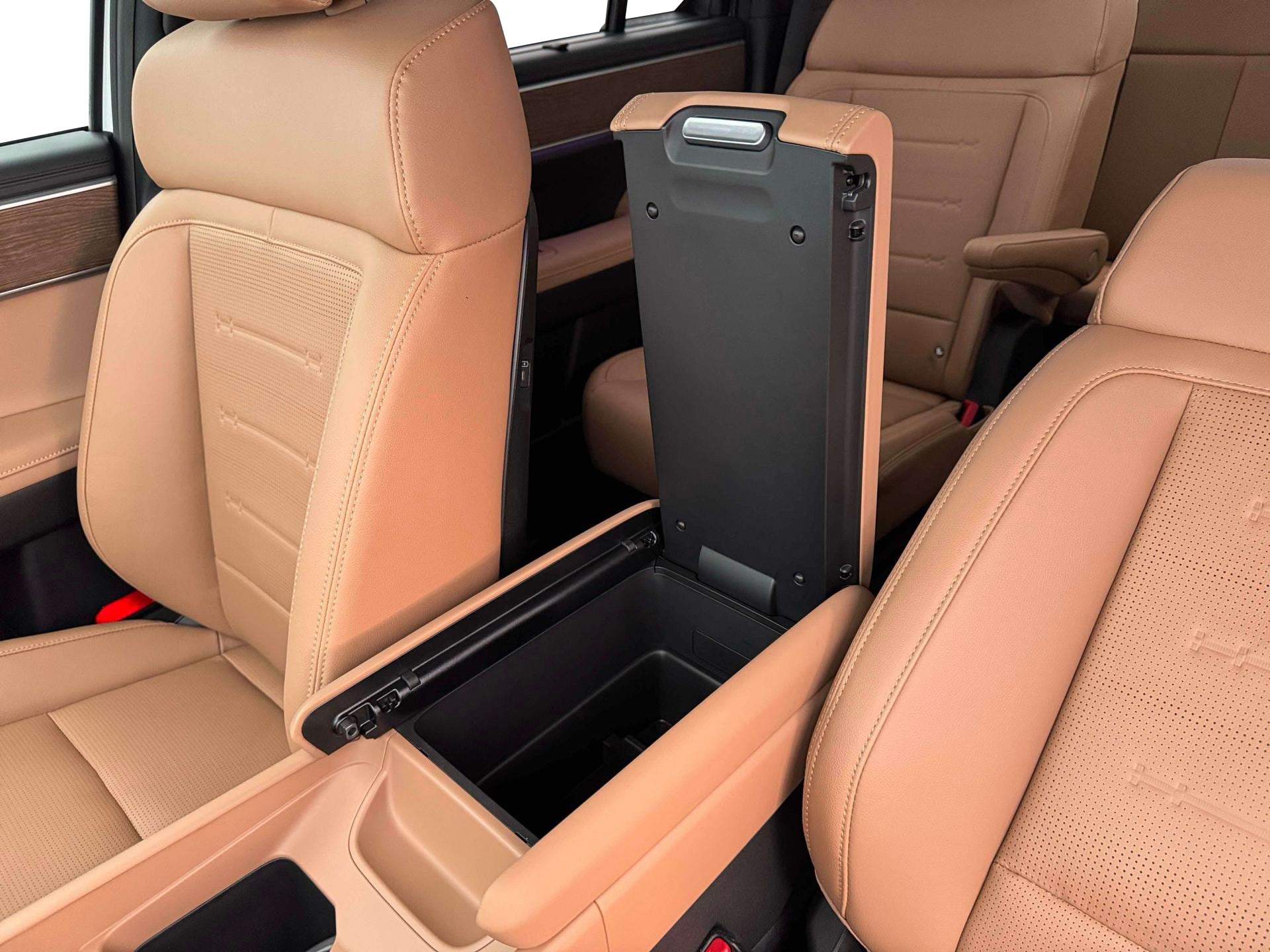 2026 Hyundai Santa Fe Limited - Photo 19