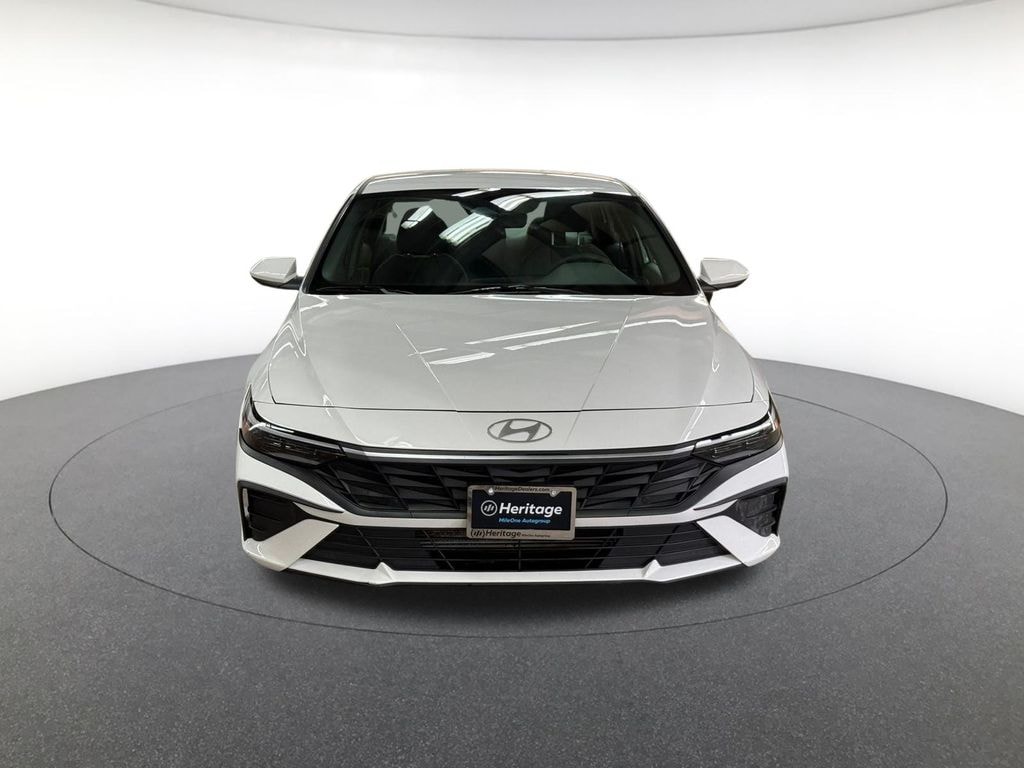 Used 2024 Hyundai Elantra SEL Sedan