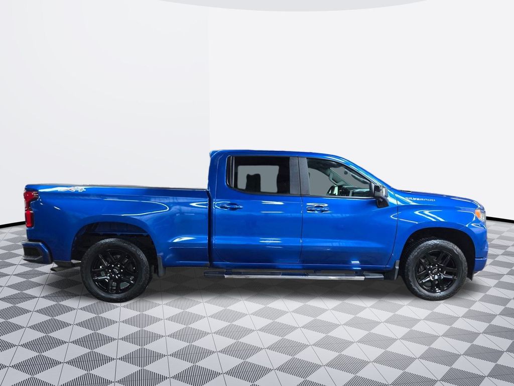 2022 Chevrolet Silverado 1500 RST photo 4