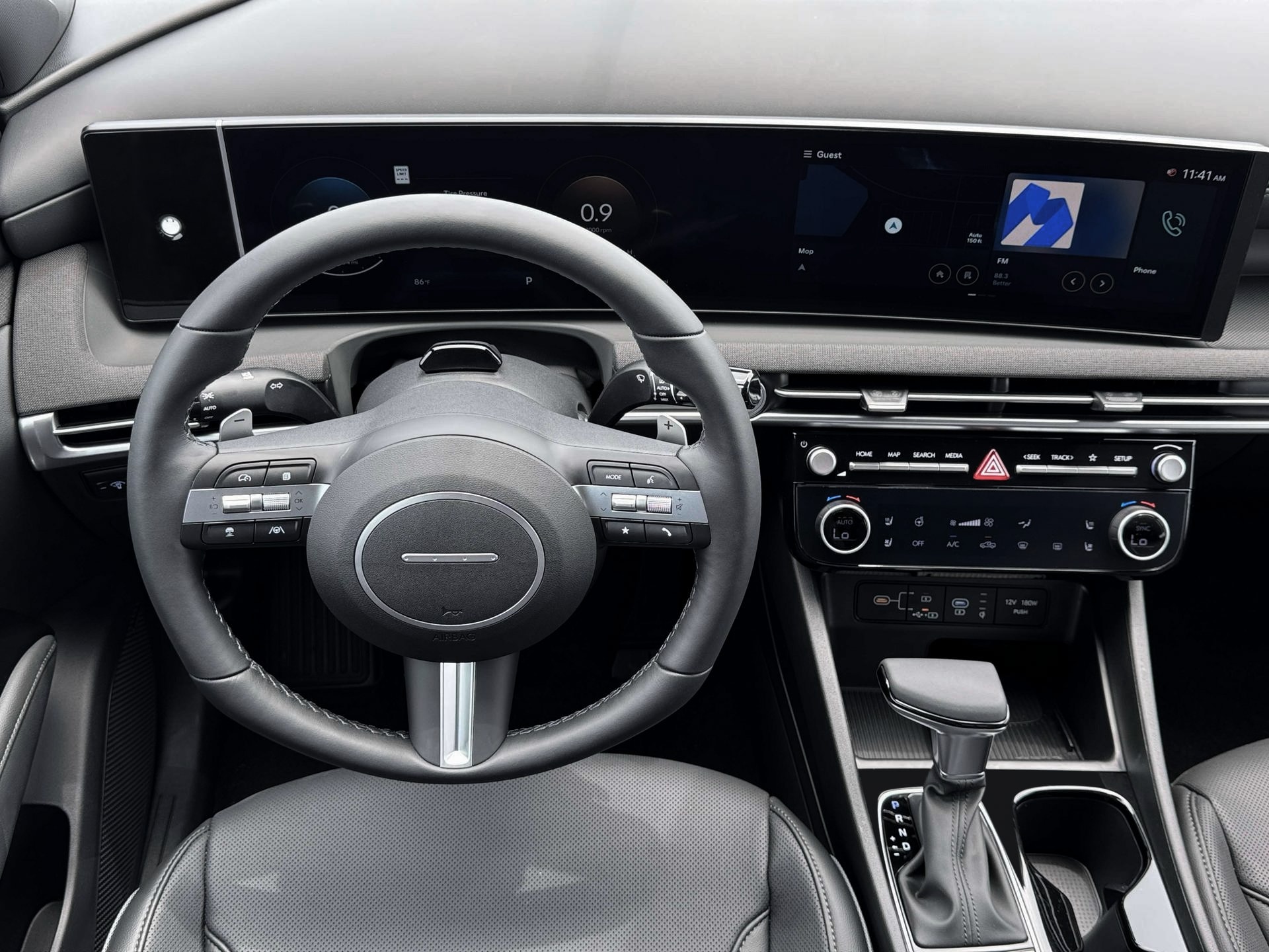 2026 Hyundai Santa Cruz Limited - Photo 17