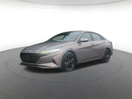 2023 Hyundai Elantra SEL Sedan