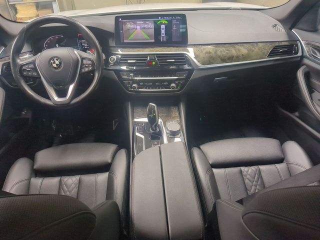 2021 BMW 5 Series 530i - Photo 13