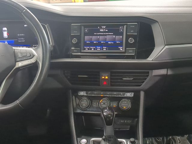 2024 Volkswagen Jetta 13