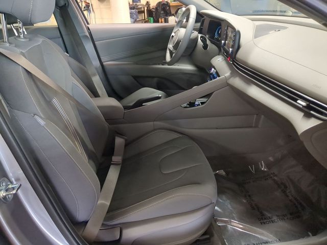 2026 Hyundai Elantra SEL Sport - Photo 19