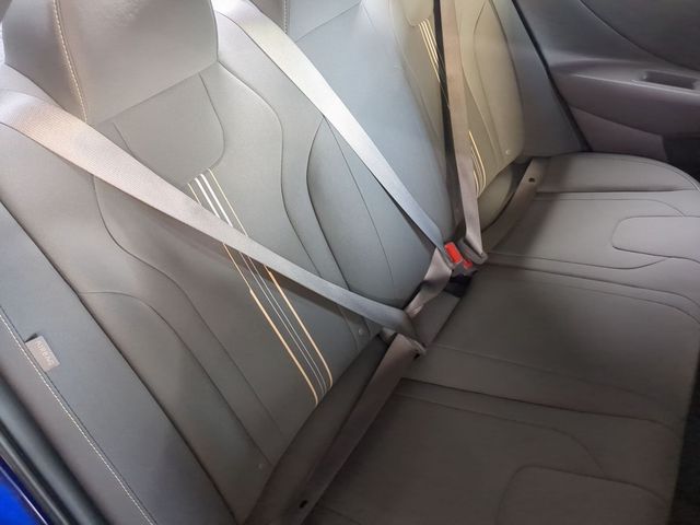 2025 Hyundai Elantra SEL - Photo 20