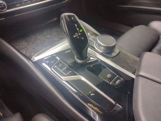 2021 BMW 5 Series 530i - Photo 12