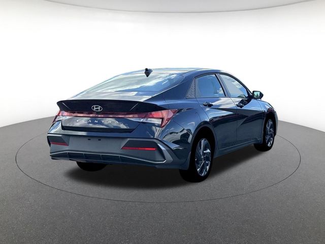 2026 Hyundai Elantra SEL Sport - Photo 12