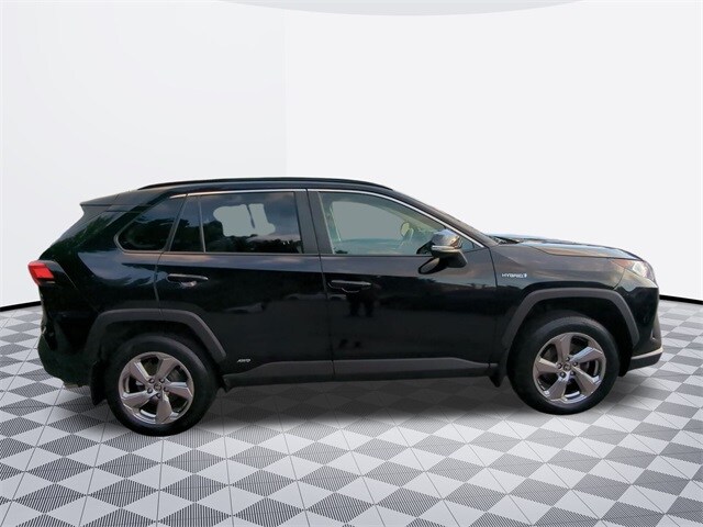 2021 Toyota RAV4 Hybrid XLE Premium photo 4