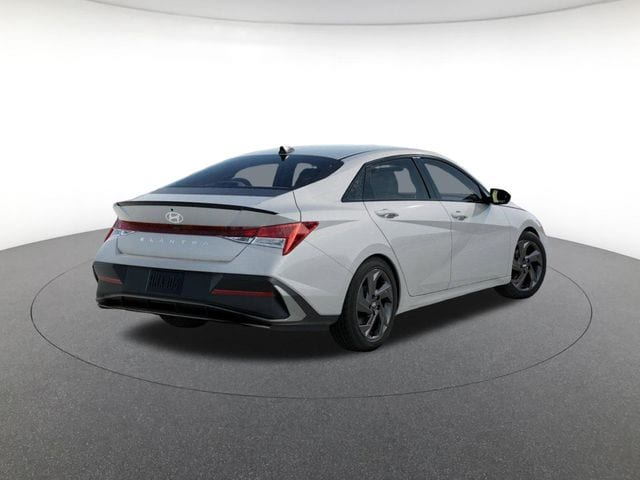 2026 Hyundai Elantra SEL Sport - Photo 10