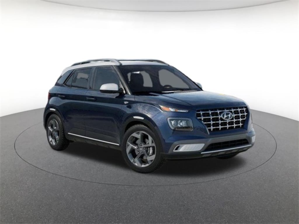 New 2026 Hyundai Venue SEL w/Two-Tone Roof SUV