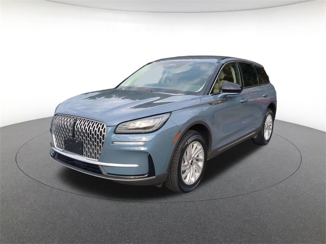 2023 Lincoln Corsair Base's photo