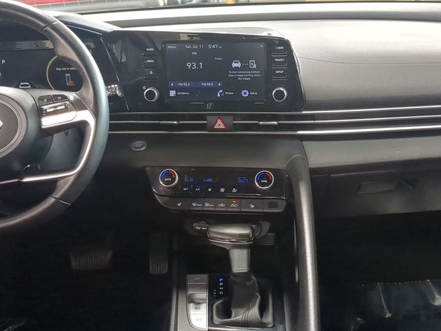 2022 Hyundai Elantra SEL - Photo 14