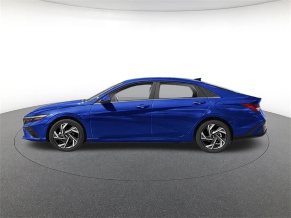 New 2026 Hyundai Elantra Hybrid Limited Sedan