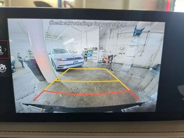 2023 GENESIS G70 Standard - Photo 14