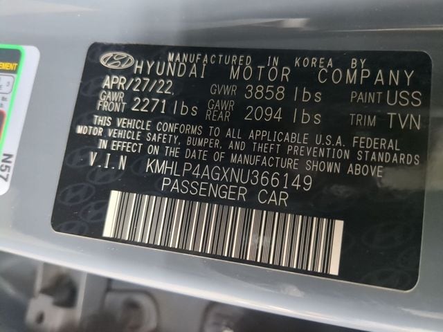 2022 Hyundai Elantra Limited - Photo 25