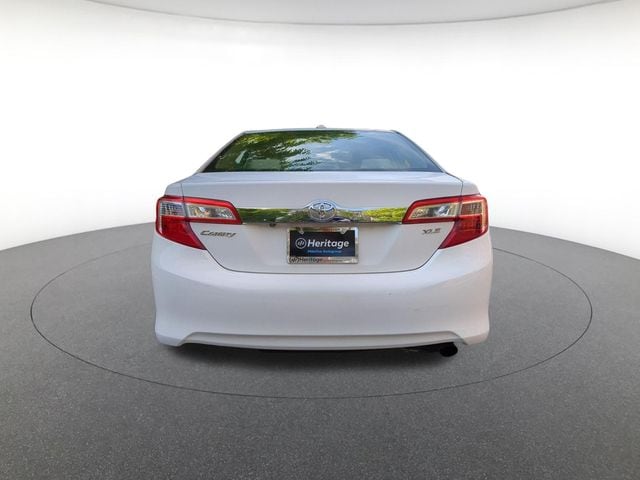 2013 Toyota Camry XLE - Photo 6