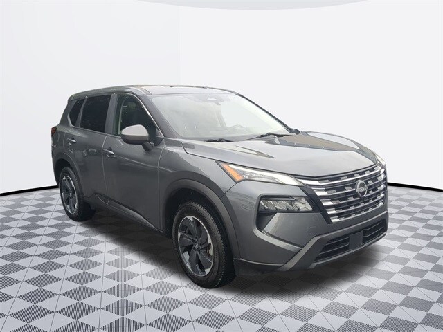2024 Nissan Rogue SV photo 3