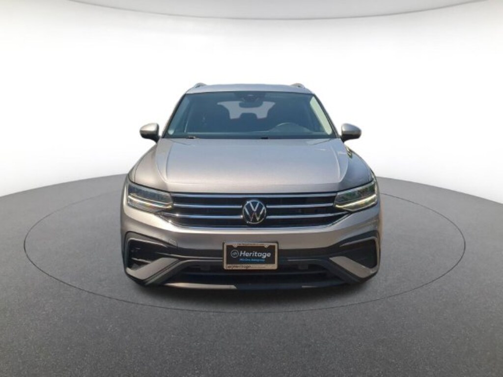 Used 2024 Volkswagen Tiguan 2.0T SE SUV