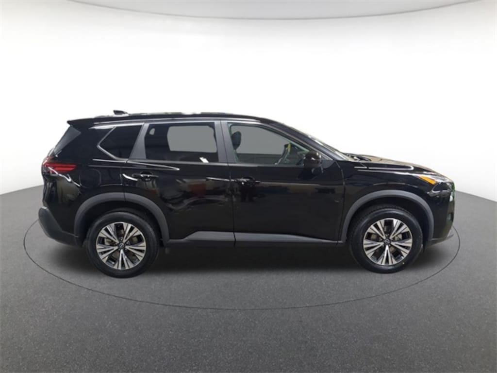 Used 2023 Nissan Rogue SV SUV