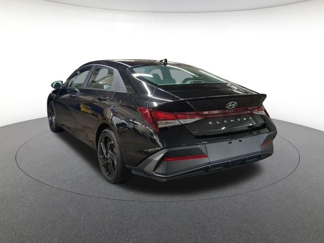 2026 Hyundai Elantra SEL Sport - Photo 18