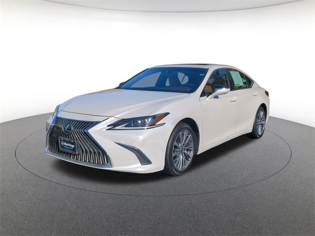 2019 Lexus ES 350's photo