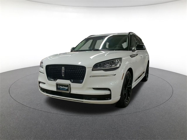 2023 Lincoln Aviator Reserve's photo