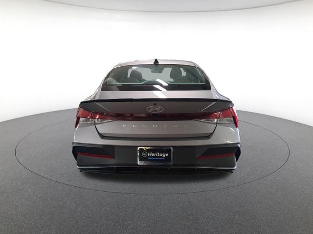 2026 Hyundai Elantra SEL Sport - Photo 6
