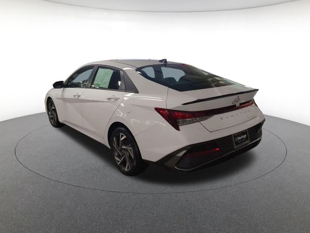 2025 Hyundai Elantra SEL - Photo 7