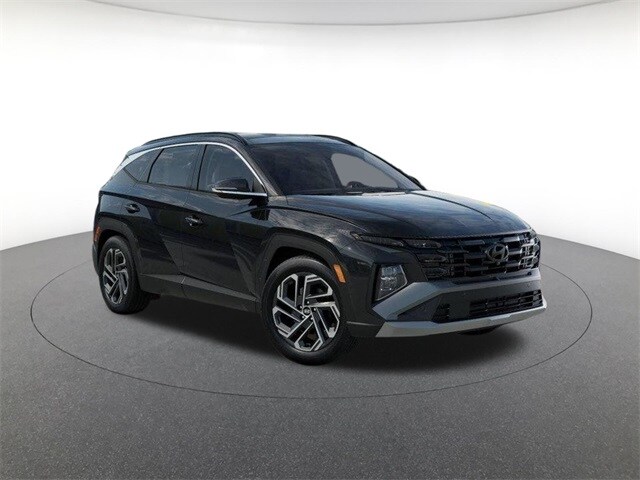 2026 Hyundai Tucson Hybrid Limited photo 2