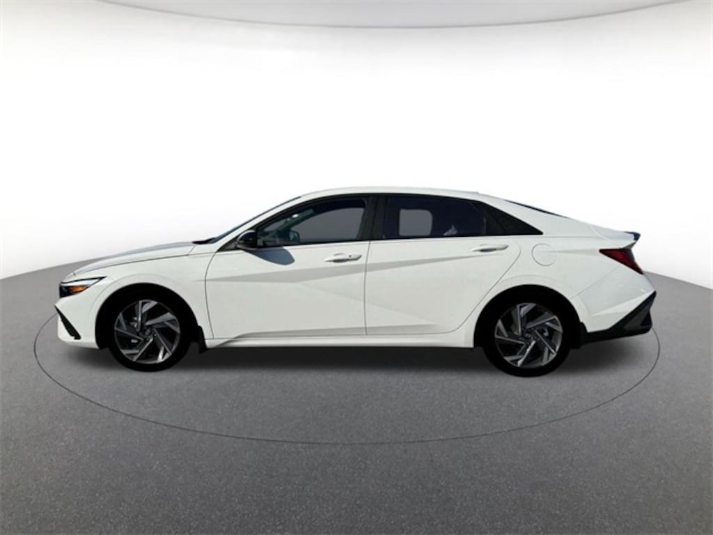 New 2025 Hyundai Elantra Hybrid SEL Sport Sedan