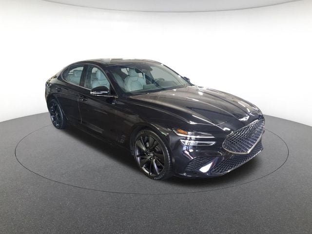 2023 GENESIS G70 Standard - Photo 3