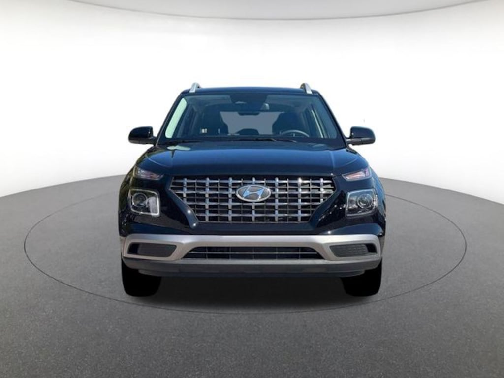 Used 2026 Hyundai Venue SEL SUV