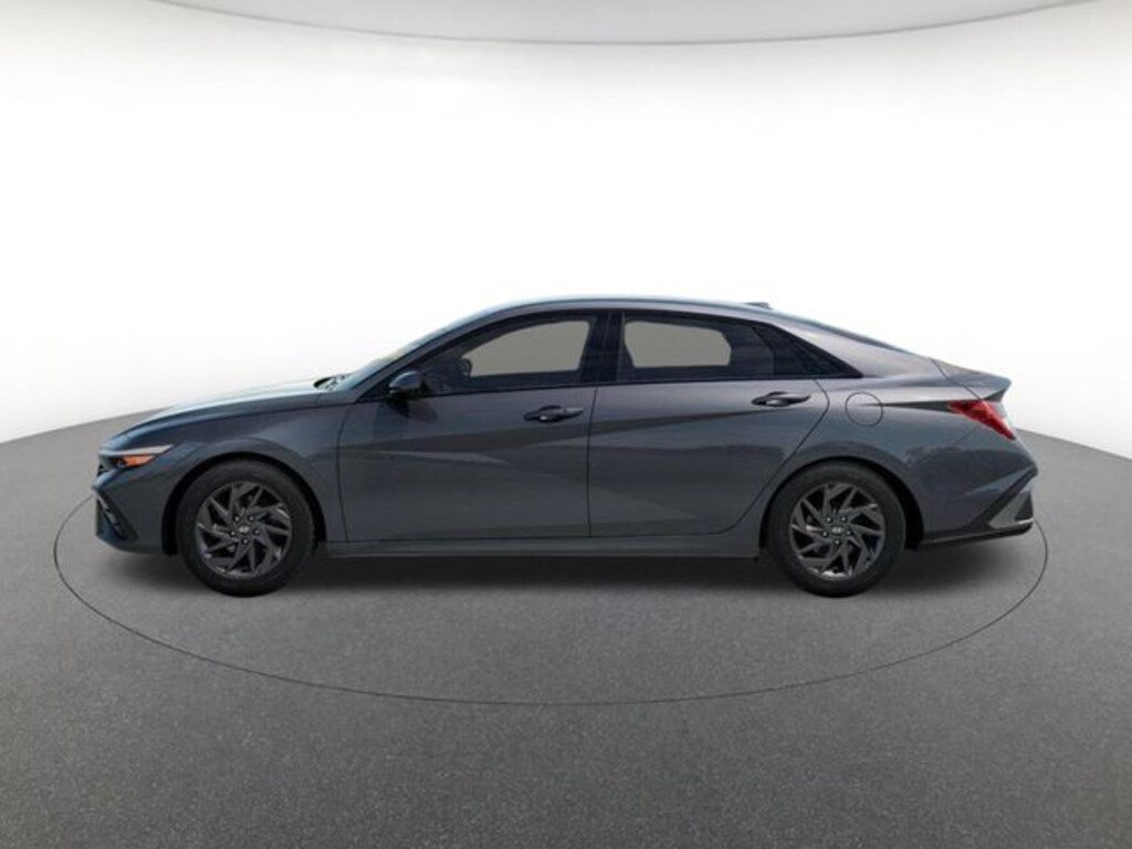 New 2026 Hyundai Elantra Hybrid Blue Sedan