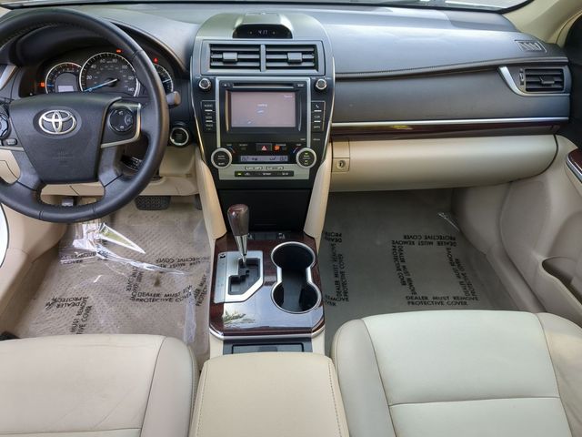 2013 Toyota Camry XLE - Photo 18