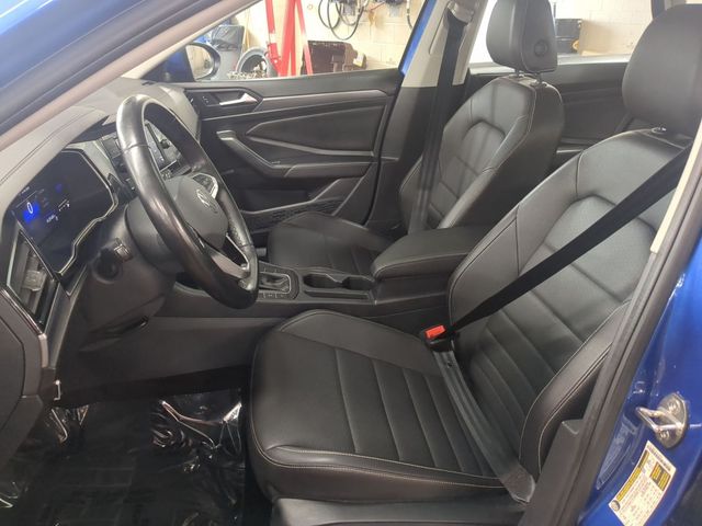 2024 Volkswagen Jetta 8