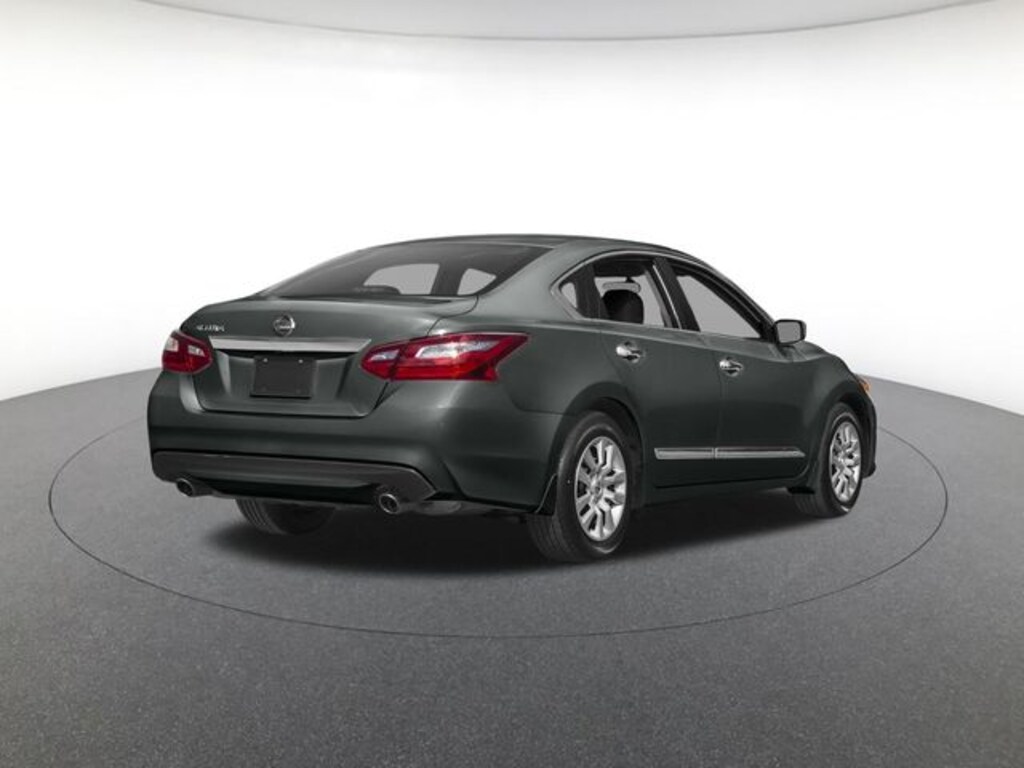 Used 2016 Nissan Altima 2.5 SV Sedan