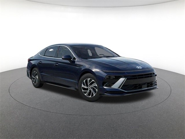 2026 Hyundai Sonata Hybrid Blue photo 2