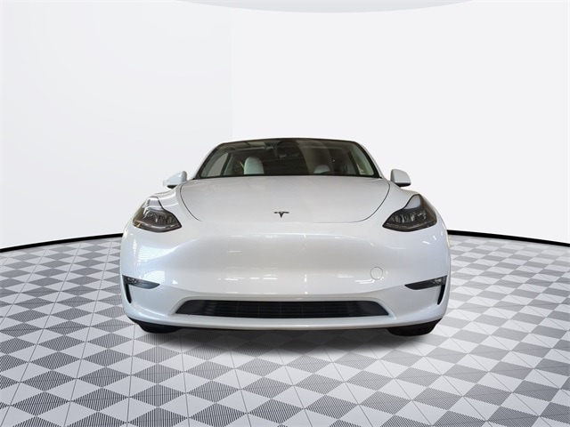 Used 2024 Tesla Model Y Long Range with VIN 7SAYGAEE2RF044821 for sale in Kansas City