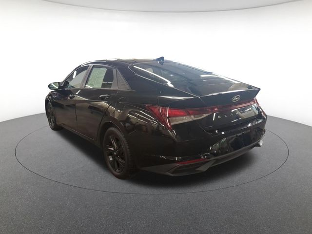 2022 Hyundai Elantra SEL - Photo 7
