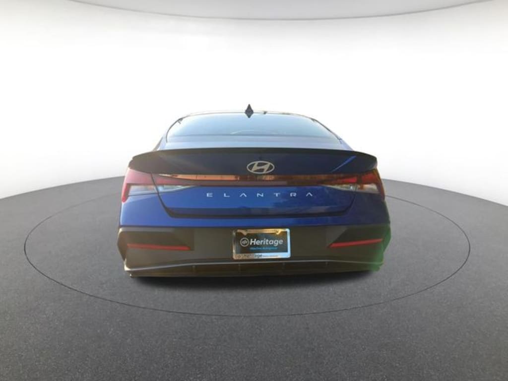Used 2025 Hyundai Elantra SEL Sport Sedan