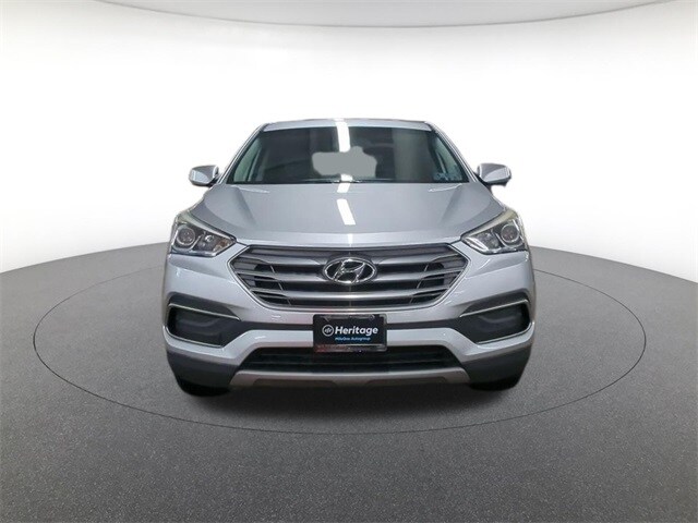 2017 Hyundai Santa Fe Sport Base photo 2