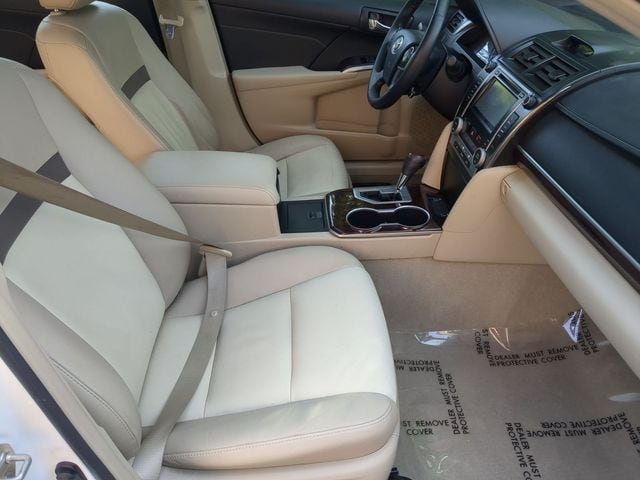 2013 Toyota Camry XLE - Photo 20