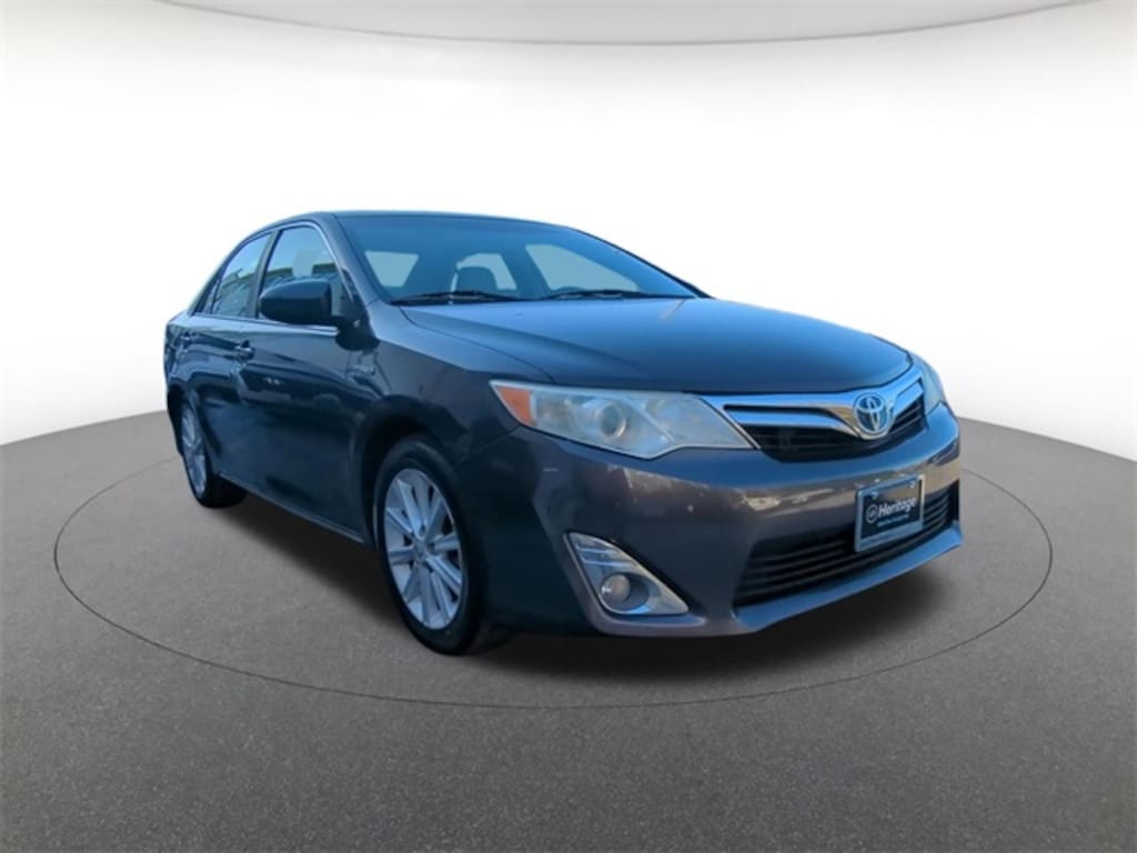 Used 2012 Toyota Camry Hybrid XLE Sedan