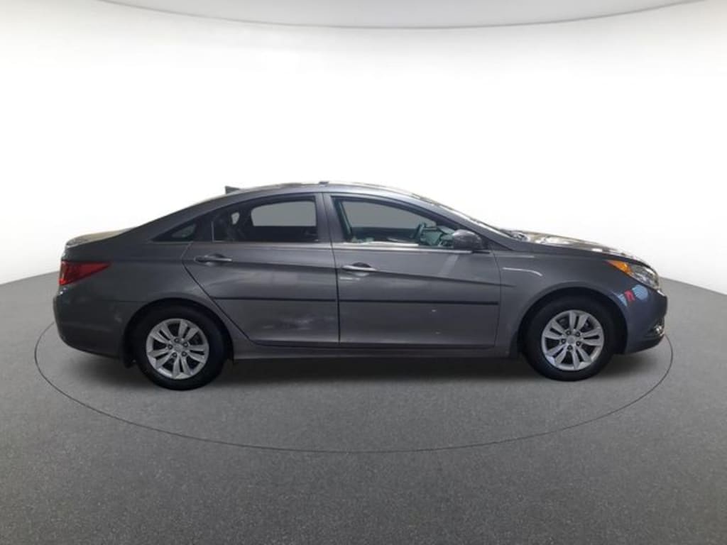 Used 2012 Hyundai Sonata GLS Sedan