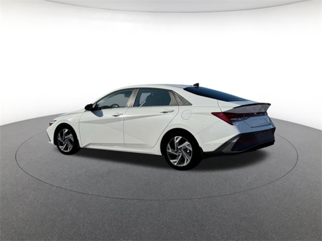 New 2025 Hyundai Elantra Hybrid SEL Sport Sedan
