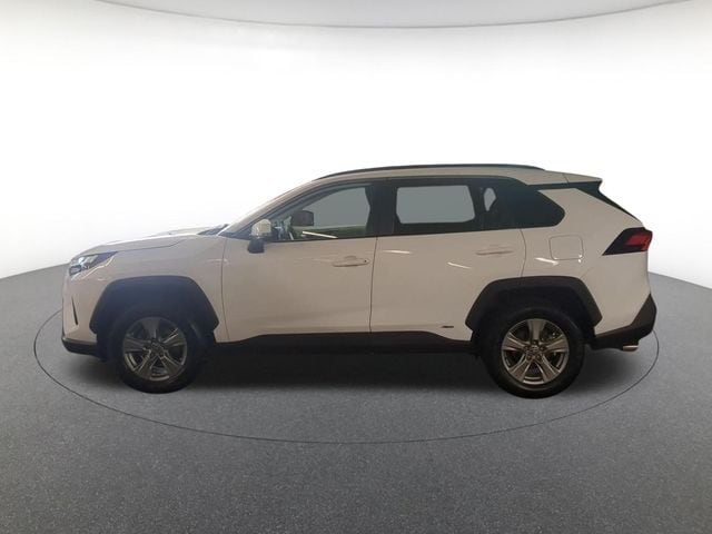 2024 Toyota RAV4 XLE - Photo 8