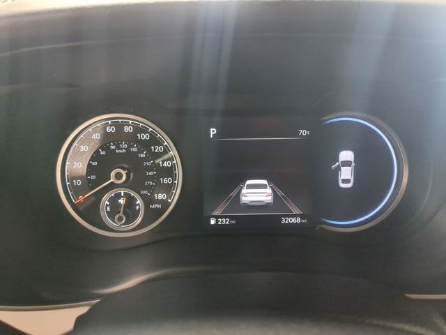 2023 GENESIS G70 Standard - Photo 16