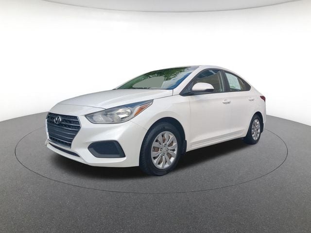 2020 Hyundai Accent SE