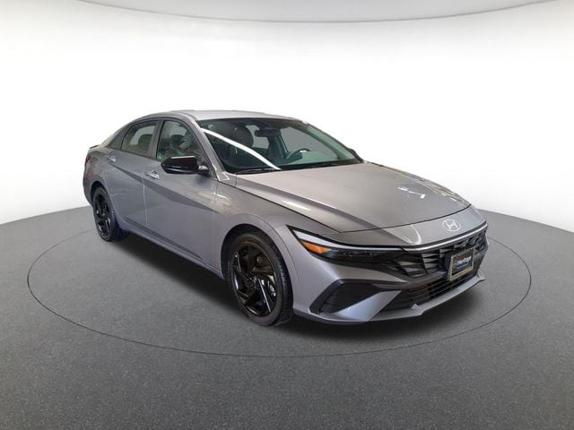 2026 Hyundai Elantra SEL Sport - Photo 3