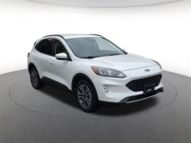 2020 Ford Escape SEL photo 3